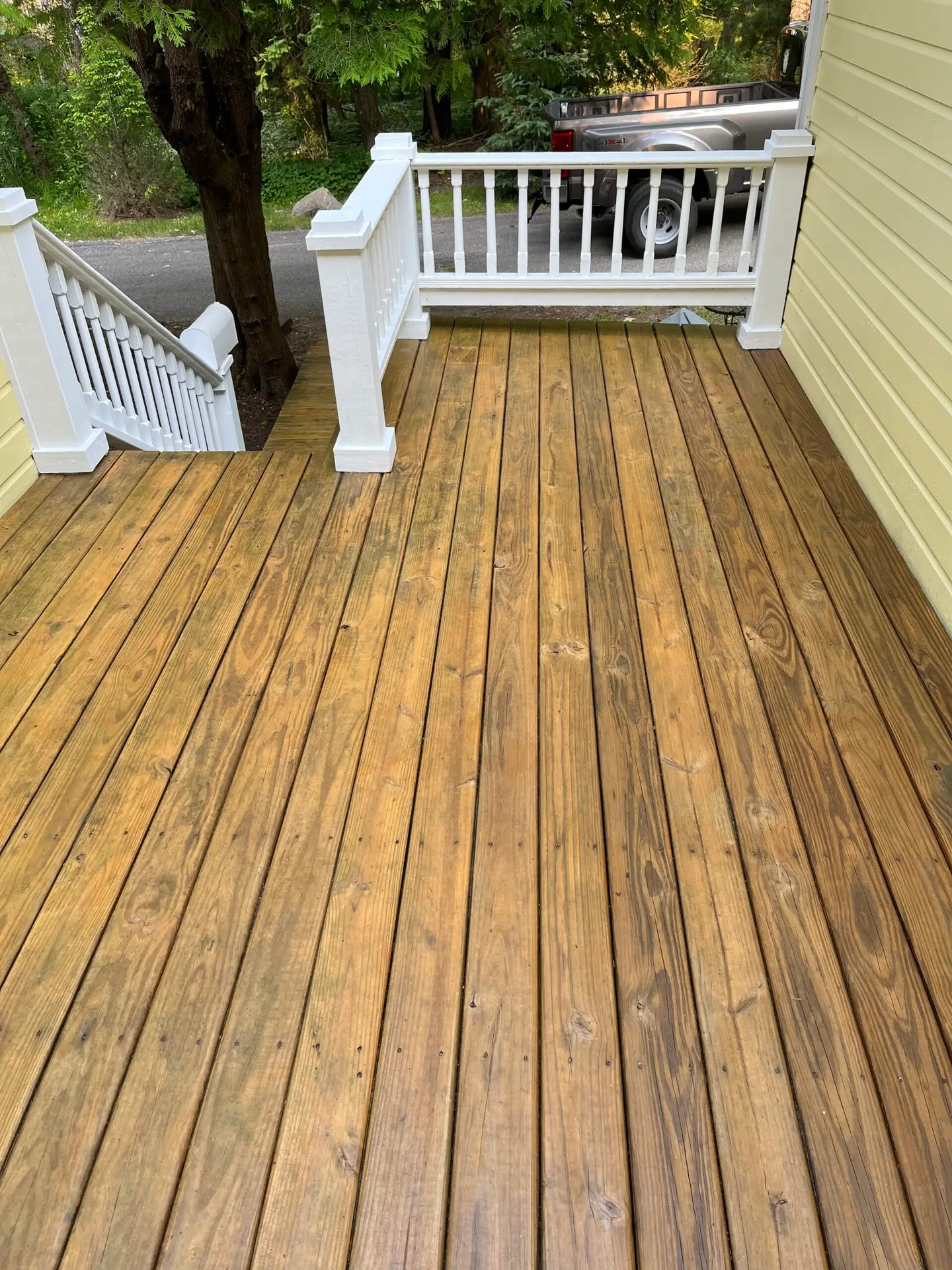Decks, Porches & Fences Staining in Boyne City, MI and Surrounding Areas